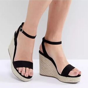 CHARLES BY CHARLES DAVID LAMBERT SUEDE WEDGE SANDAL